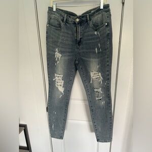 Judy Blue Jeans w/ Lace Detail